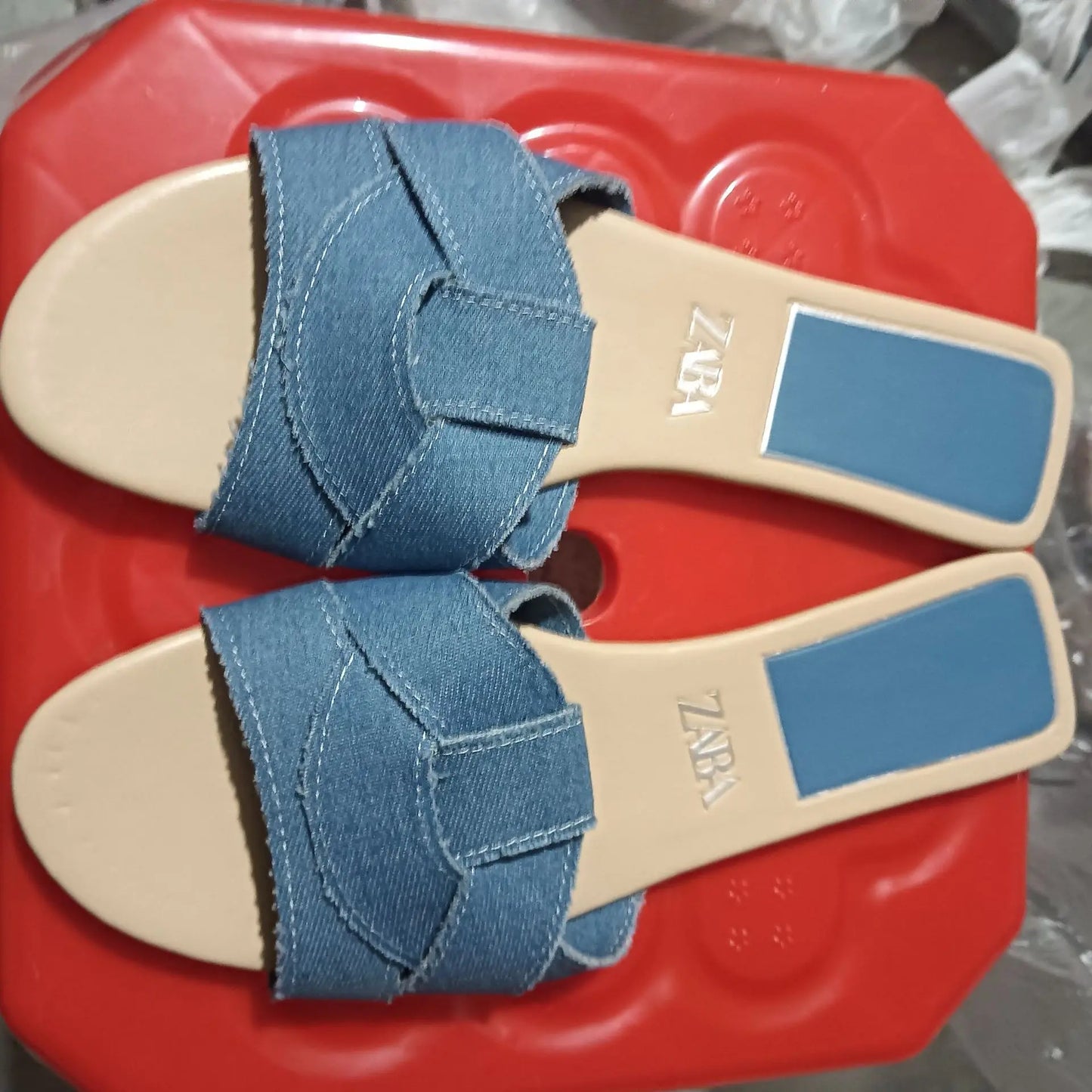 Flat Slippers Casual Shoes Woman 2026 Trend Luxury Summer Elegant Dresses Sandals Beach Designer House Round Toe Brand Bathroom