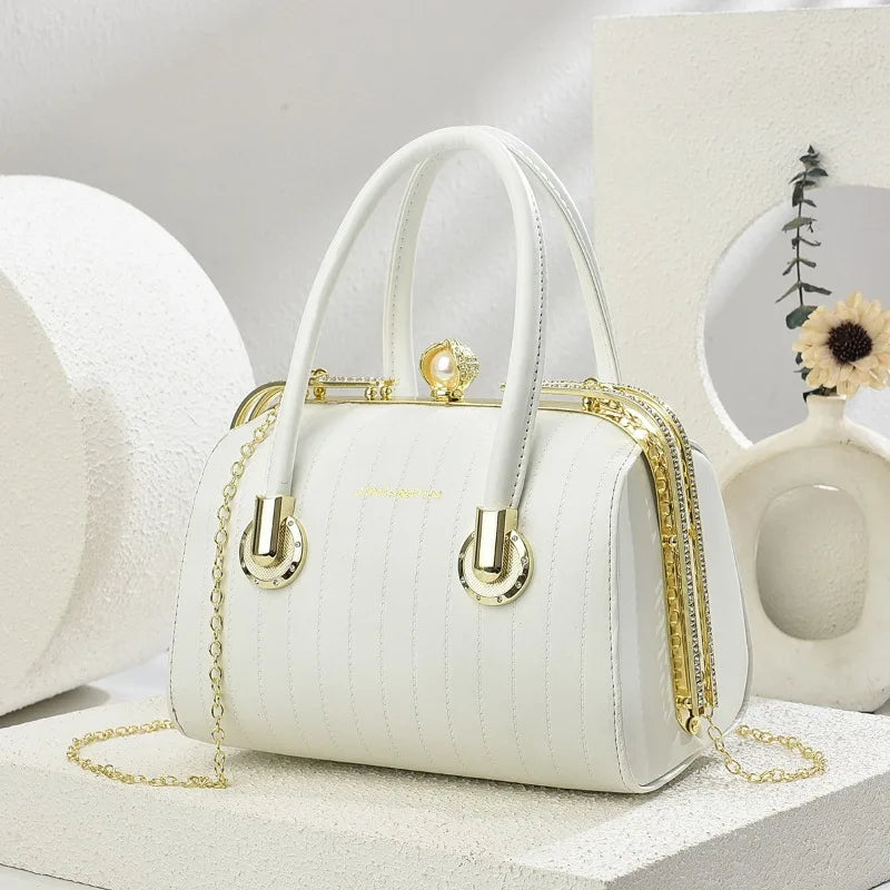 Fashionable Versatile High-End Texture Chain Handbag Shoulder Crossbody Bag for Women Summer New Arrival Boston Pillow Bag