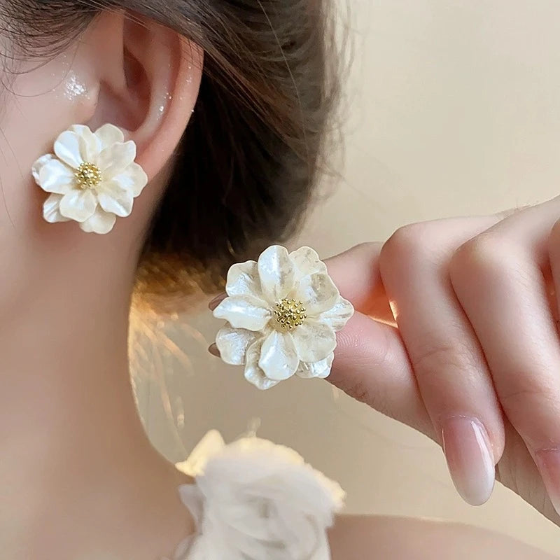 Exquisite Leaves Crystal Flower Stud Earrings For Women AAA Zircon Rose Butterfly Tassel Earring Bride Wedding Party Jewelry