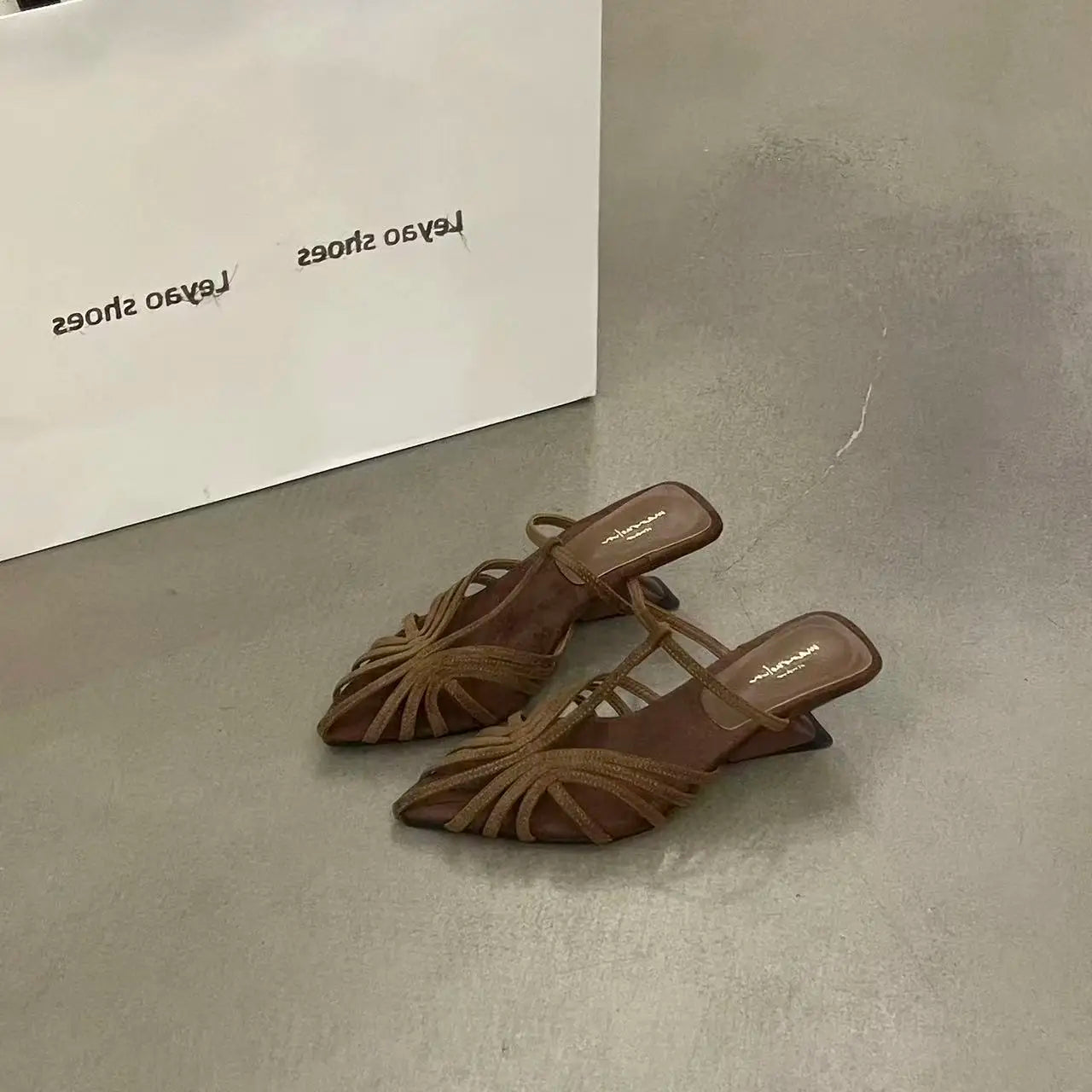 Fashion T-shaped Strap Women's Sandals Designer Baotou High Heels Women's Shoes Luxury Anti Slip Women's Slippers Women's Shoes