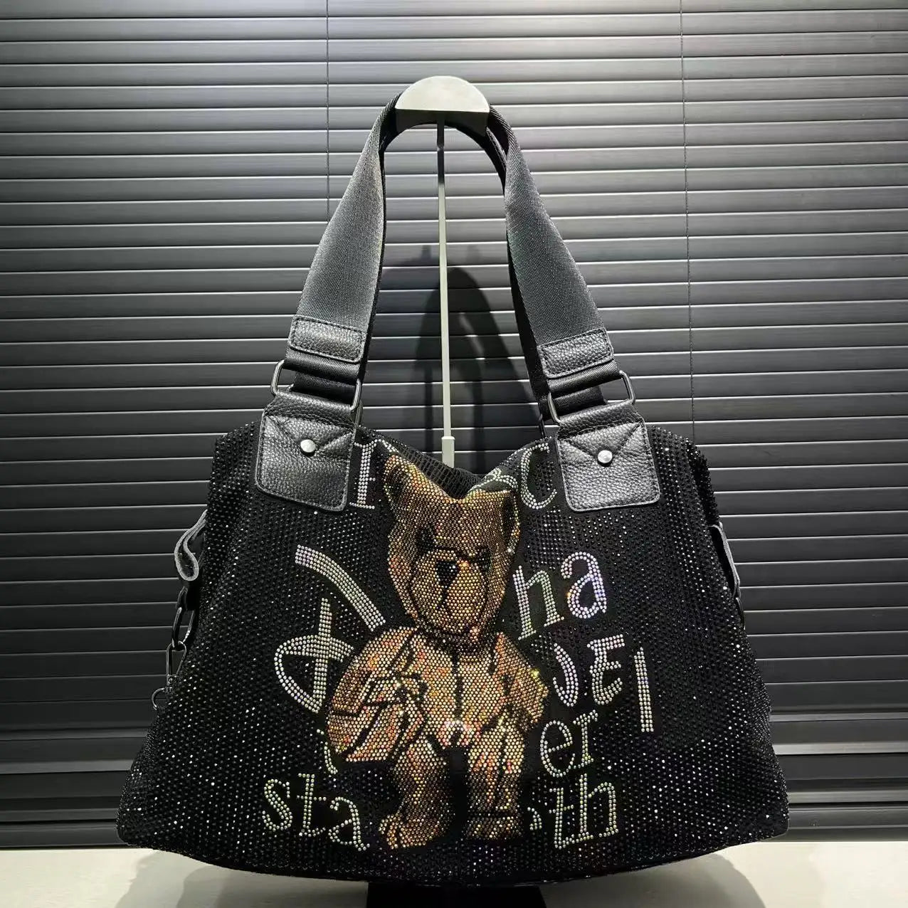 Ladies' fashionable diamond jewelry cute teddy bear handbag, large capacity, personalized, elegant, shiny shoulder bag