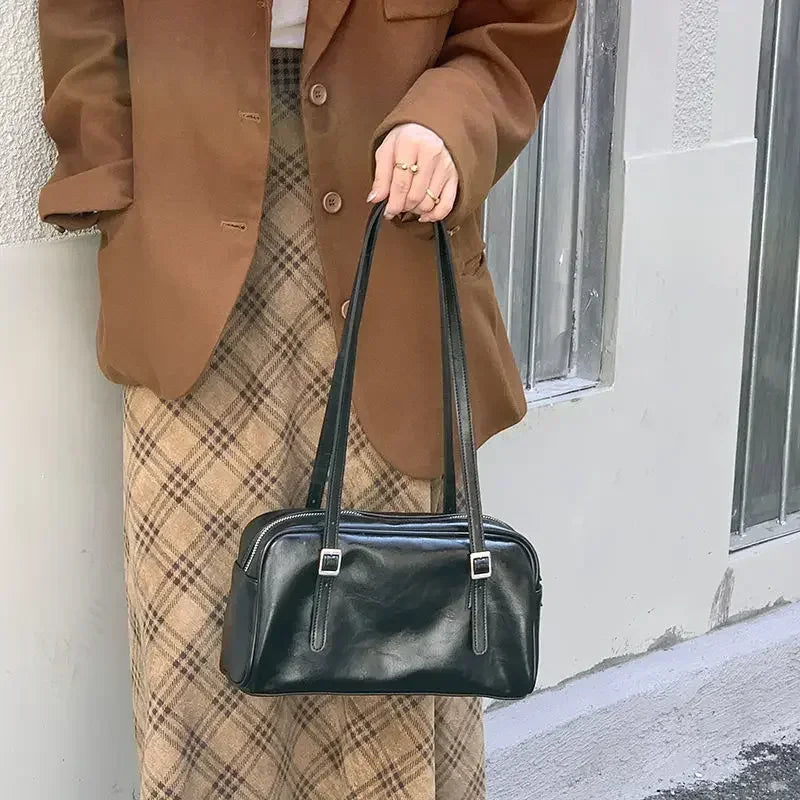 2026 Luxury Designer Handbags Pure Color Causal Bag Big Capacity Pillow Underarm Bag Green Commuter Shoulder Bags for Women