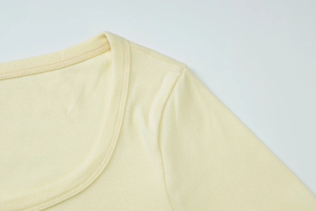 Hugcitar Fashion Square Collar Solid Long Flare Sleeve Buttons Sexy Crop T-Shirt Top Fall Women Outfit Streetwear Party Festival
