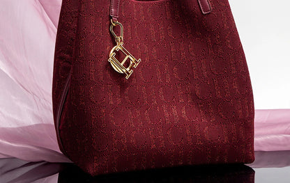 CH Women's Shoulder Bag Simple Solid Color Gold Letter Printed Design Women's Large Capacity Daily Commuter Bag Women's Handbag