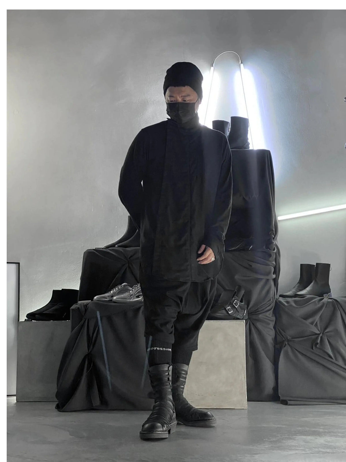 Side Cross Tied Black Walking Boots Fashion Men's Mid-calf Knight Boots Flat Round Toe Solid Back Zipper Western Chelsae Boots