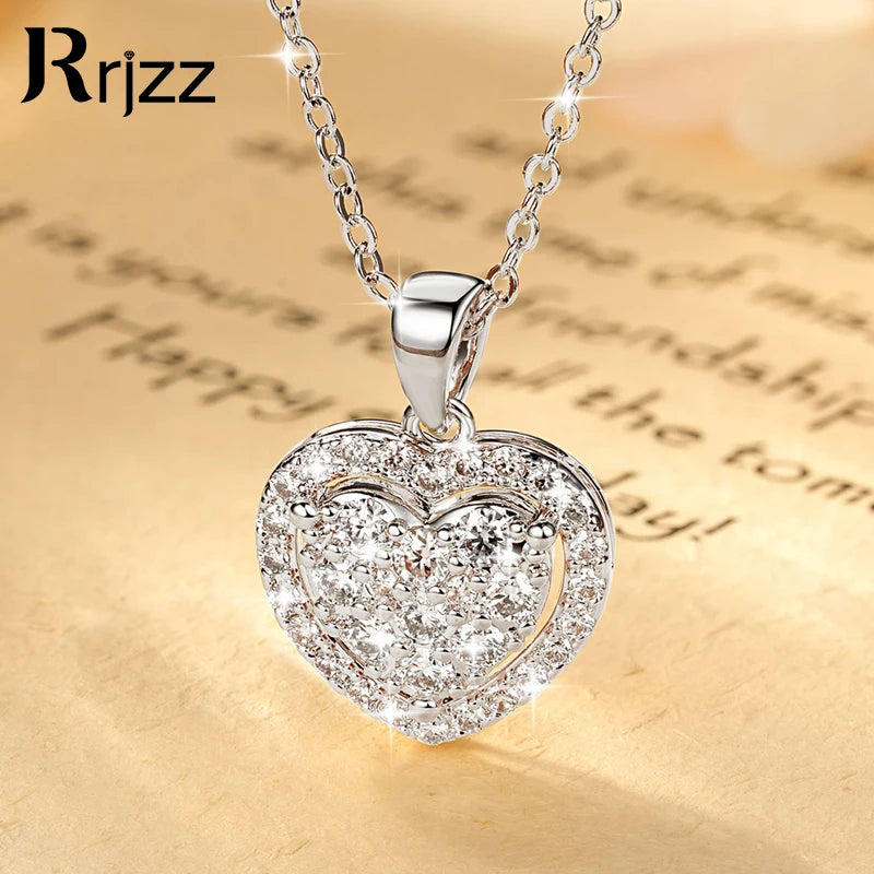 Rrjzz Full Moissanite Heart Shaped Pendant Necklace for Women D-Color Halo Round Imitation Diamond Elegant Necklace Jewelry Gift
