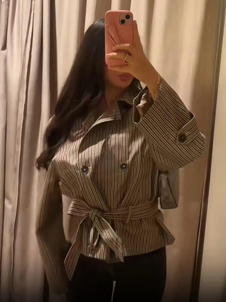 Trendy Plaid Cropped Trench Coat Women Chic Lapel Double Breasted Belted Waist Tie Long Sleeve Jacket Fall Windbreaker Outerwear