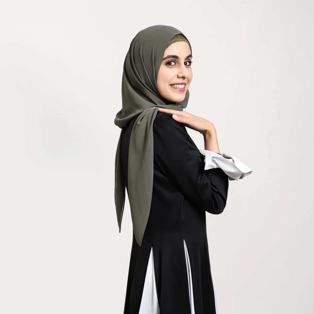2025 Ramadan Women Solid Scarf Built-in Magnetic Muslim Chiffon Hijab Shawls Head Wrap Hijabs Scarves Ladies Foulard Islamic