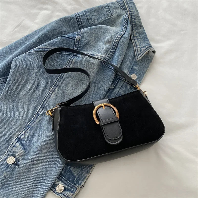 Woman Faux Suede Underarm Shoulder Bag Zipper Fastener Fashionable Cross Body Bags for Small Square Bag Suitable Daily Outfit