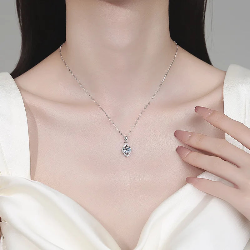 Vintage Water Drop Hollow Pendant for Women,PT950 Platinum Base and 1 Carat Moissanite,combine water drop shape and hollow craft