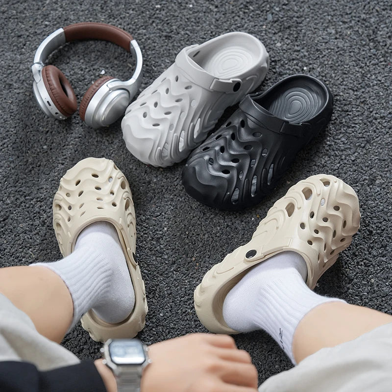 Summer Beach Clogs For Men EVA Breathable Slippers Outdoor Sandals Soft Slides Men Casual Water Garden Shoes Male Beach Sandals