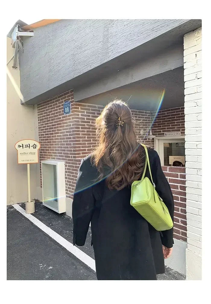 2026 Luxury Designer Handbags Pure Color Causal Bag Big Capacity Pillow Underarm Bag Green Commuter Shoulder Bags for Women