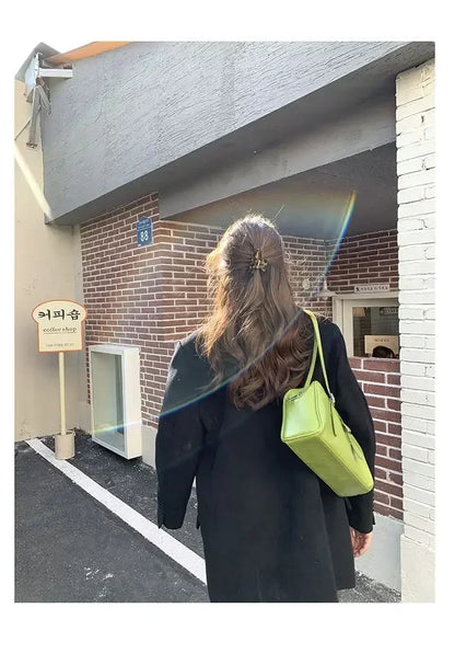 2026 Luxury Designer Handbags Pure Color Causal Bag Big Capacity Pillow Underarm Bag Green Commuter Shoulder Bags for Women