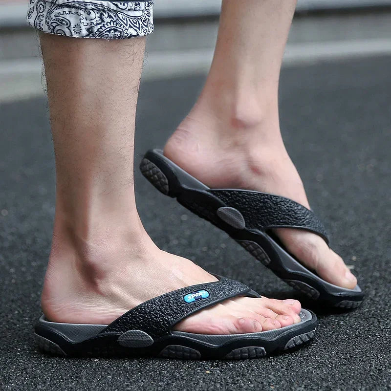 Mens Slippers Lightweight Sandals Summer Flip Flops Breathable Beach Shoes Sandals Men Luxury Flip Flops Breathable Men Slides