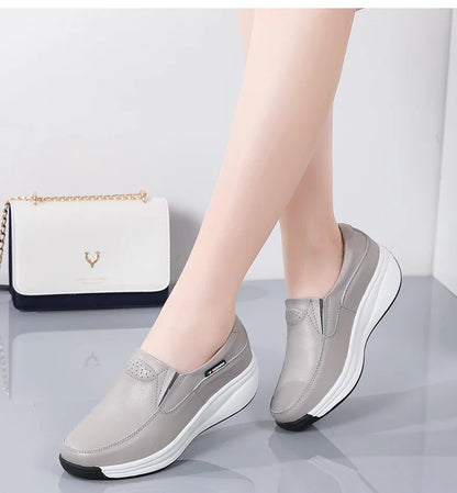 Women Flats Platform Loafers Ladies Elegant Genuine Leather Moccasins Shoes Woman Spring Round Toe Slip On Casual Women's Shoes