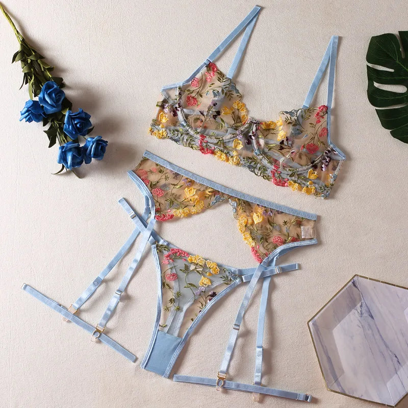 Krasapt Sexy Lace Embroidery 3-Piece Sets Transparent Sensual Fancy Beautiful Bra Brief Set Attractive Intimate Bilizna Outfits