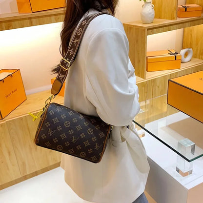 New designer luxury women's handbag multifunctional sloping shoulder handbag portable travel daily handbag