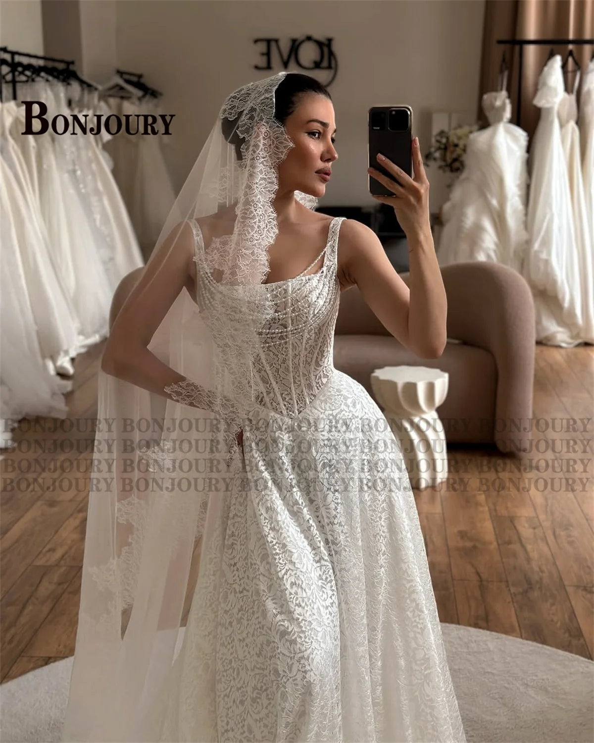 BONJOURY Fancy Wedding Dress for Women A-line Appliques Beads Square Collar Spaghetti Straps Vestido De Casamento Customized