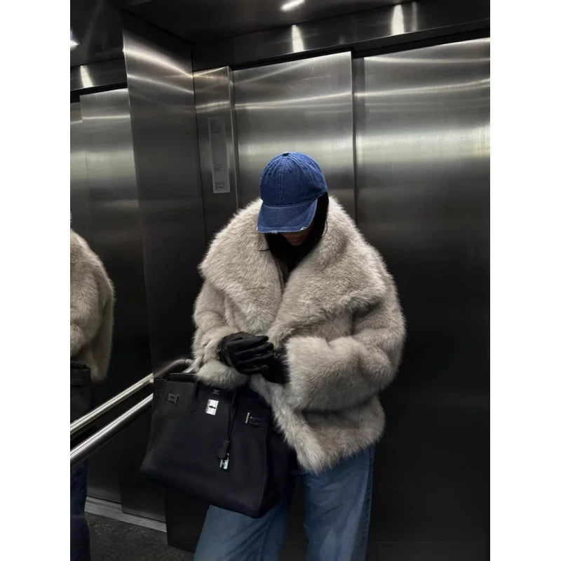 Women's Winter Fur Coat Mink Fur Large Lapel Fluffy Short Top in Large Size for Warmth And Style