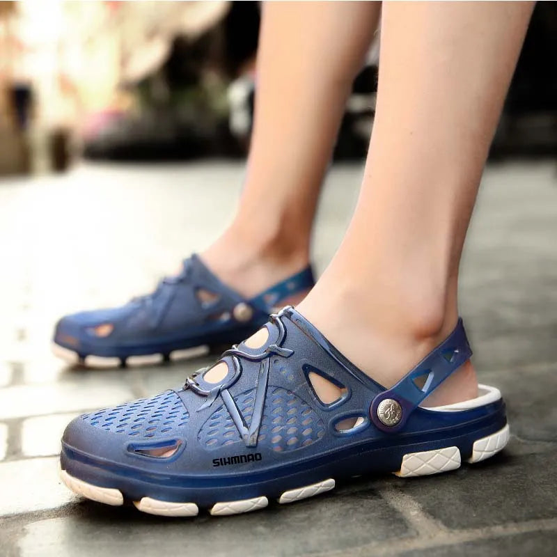 2025 Men's Summer Outdoor Fishing Shoes, Anti Slip Lightweight Casual Beach Sandals, Durable Thick Soled Shoes for Home Use