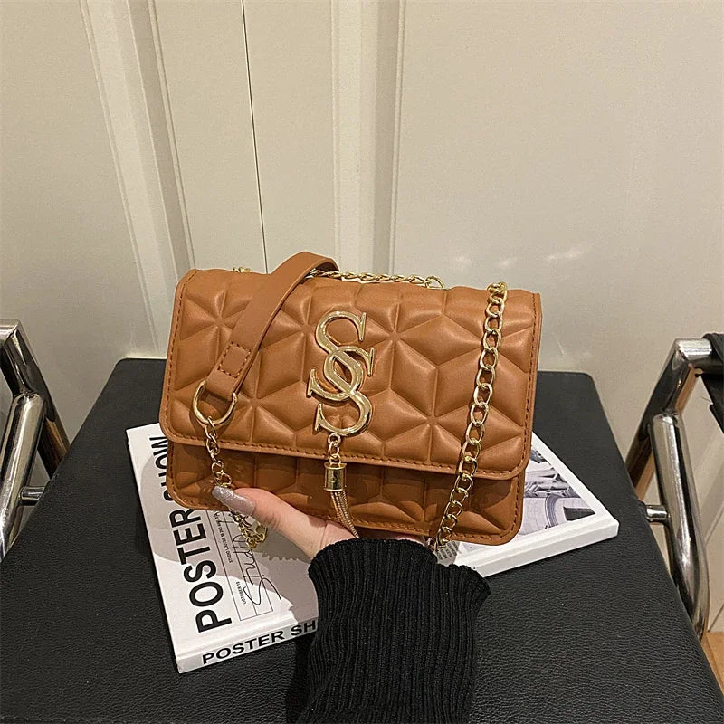 Light Luxury Trend Argyle Quilted Small Square Bag Metal Letter Tassel Flap Crossbody Bags Commuting Fashion Shoulder Bag