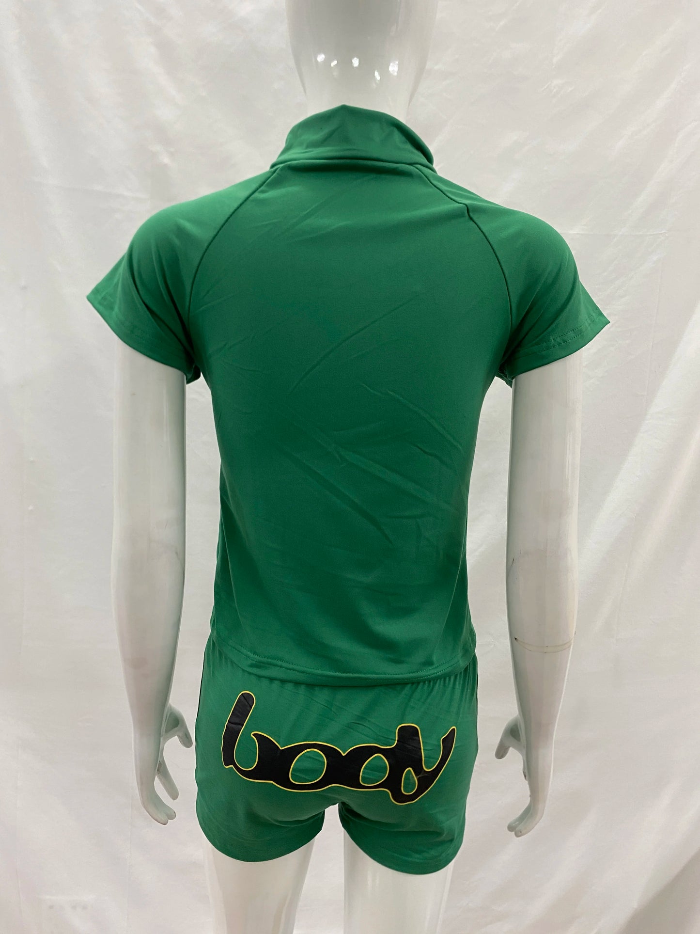 Y2K trendy short sleeved half zip top with letter print, slim fit and atmosphere, millennial style spicy girl top