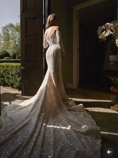 Tokyo Customized White Mermaid Wedding Dresses Strapless Back Zip Bridal Gowns Elegant Detachable Sleeves Train Wedding Gowns