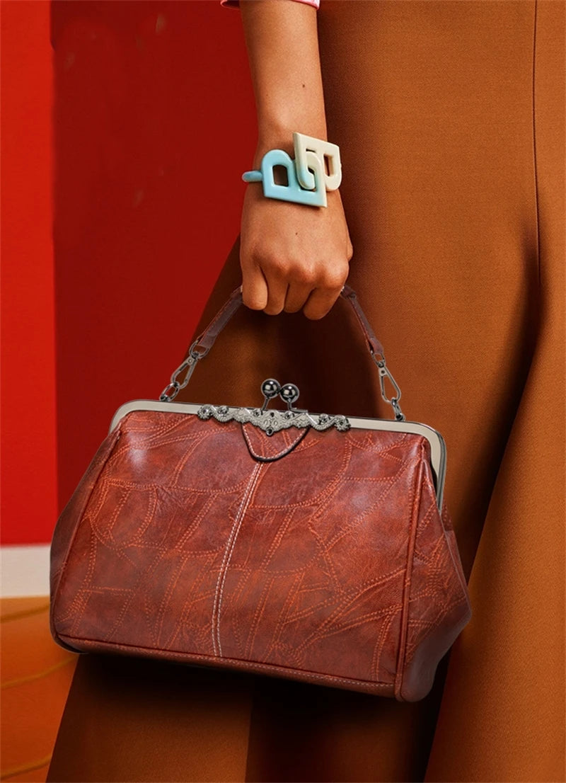 Shoulder Bags Women Retro Frame Purses Girls Crossbody Messenger Bag Small Handbags for Phone Party Faux Oil Leather Clip Bag