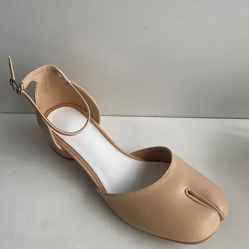 Luxury Design Fashion Split Toe Shoes 2025 High Quality Red Women Tabi Pumps Genuine Leather Low Heels High Heels