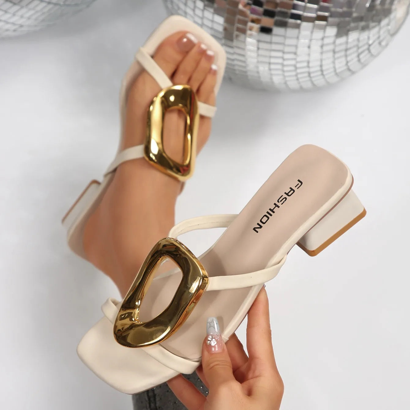 Women Sandals Sexy Designer Wedding Shoes Elegant Women Sandals Medium High Heel Open Toe Luxury Fashion Party Women's Shoes