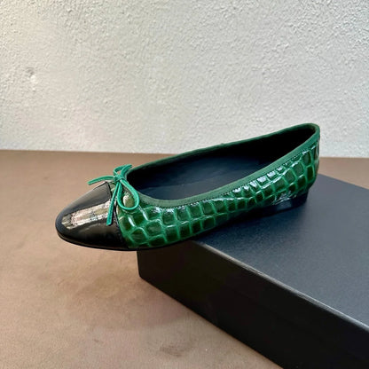 Luxury Brand Women's Slip-on Bow-accented  Low-heel Shoes Mary Janes Embossed Upper Patent Leather Versatile Casual Shoes