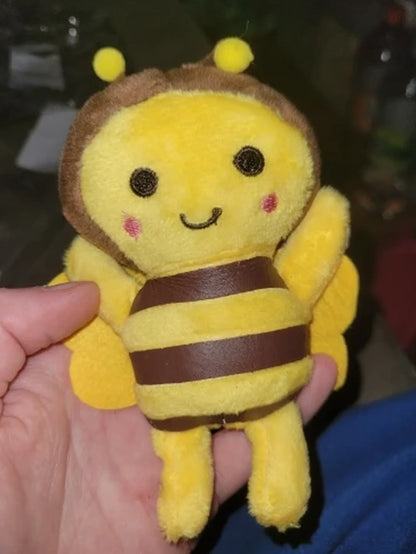 Small Bee Plush Toy for Dogs and Cats to Interact and Play Teeth Cleaning Pet Supplies