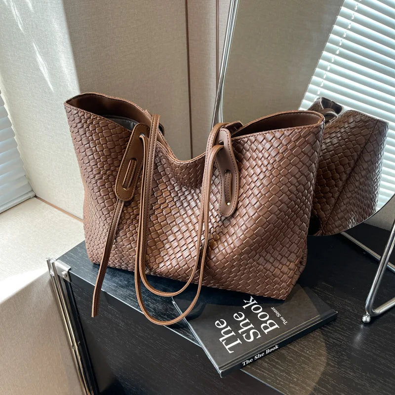 Autumn and Winter Trendy Vintage Rhombic Woven Shoulder Bags Large Capacity Underarm Bag Daily Commuting Bag Casual Handbags
