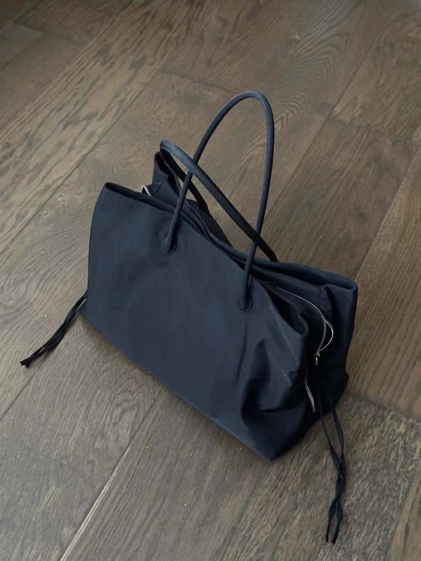 Nylon Women's Commuter Tote Bag Minimalist Large-capacity Tote Bag Ladies Multi-layer Waterproof Computer Shoulder Nylon Handbag