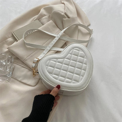 Luxury Love Shaped Shoulder Bag Small Handbags Designer Crossbody Bags Women Sling Purse Red Peach Heart Phone Bag Shoulder Bag
