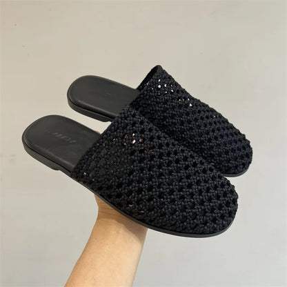 2026 Summer New Woven Flat Sandals Brathable Cover toe Slippers for Casual Outwear Women Hollow-out Casual Knitting Slides