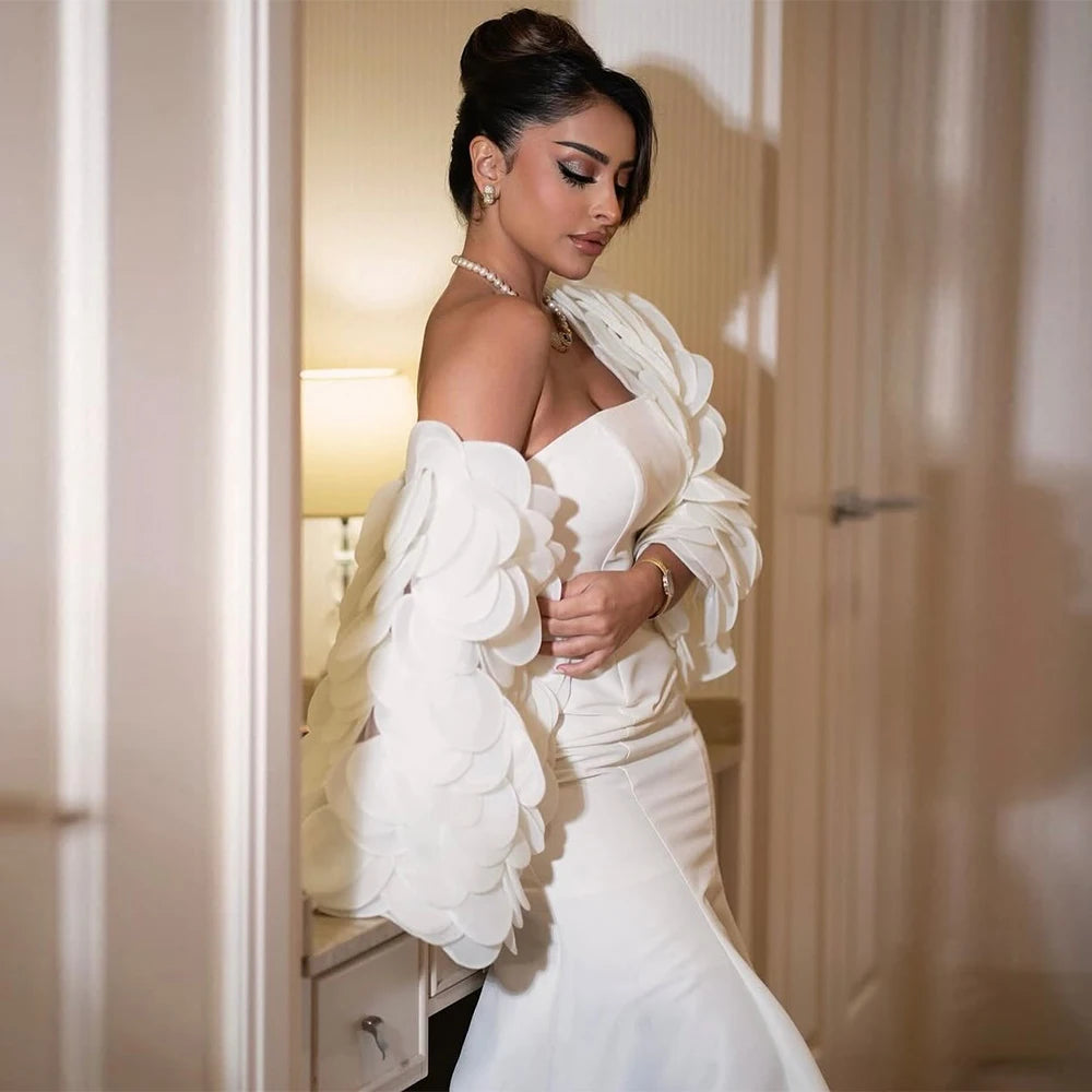 Customized Mermaid Evening Dresses Formal Strapless Saudi Prom Dresses White Jersey Court Train Special Party Occasion Gowns