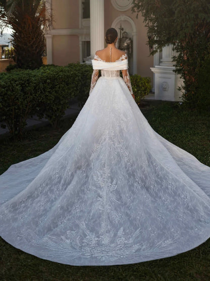 2026 New Detachable Train Embroidery Beaded Wedding Dress Long Sleeved Lace Bridal Gown Customized Dreamy Dresses For Bride