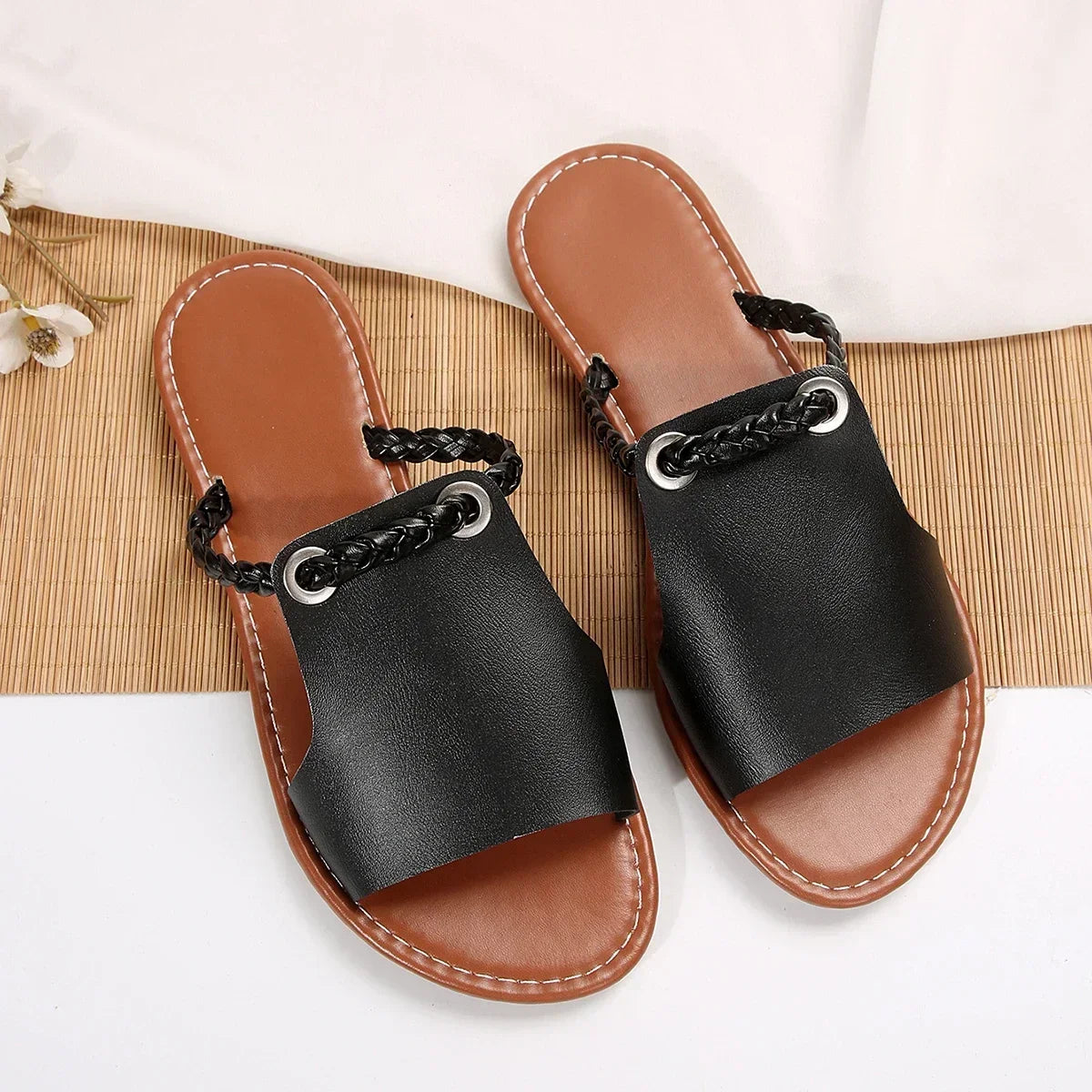 Women Flat Casual Slippers Summer 2024 New Woman Fashion Dress Sandals Beach Bohemian Shoes Femme Home Slides