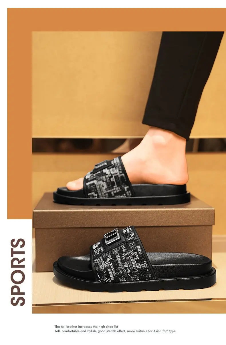 Summer 2026 Large Size Luxury Buckle Trendy Full Face Bread Slippers Retro Casual Beach Slippers Comfortable Roman Style Sandals