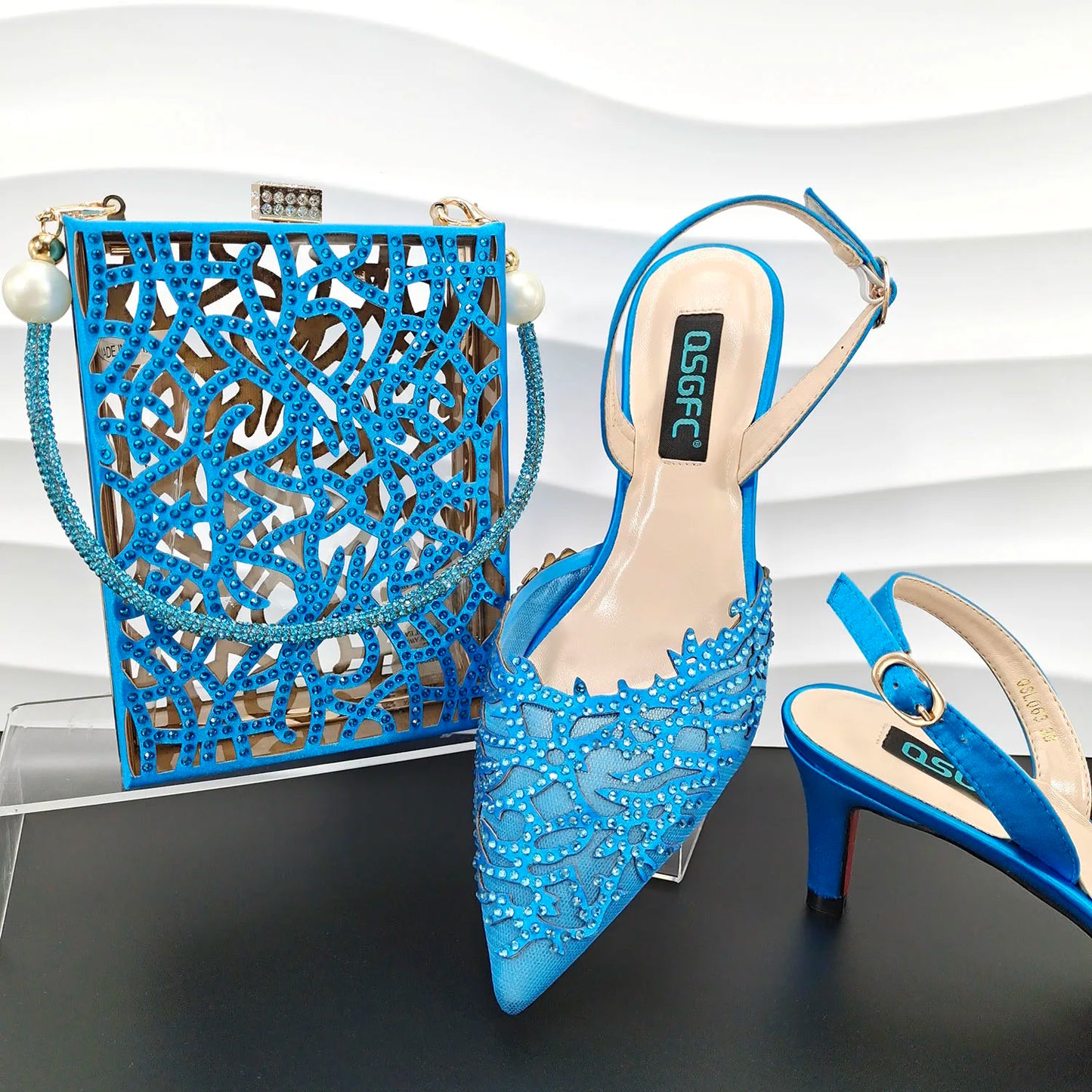 Luxury African Nigerian Bride Party Shoes Sky Blue All Rhinestone Pointed Heels Matching Shoe Bag Set