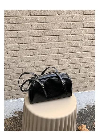 2026 Luxury Designer Handbags Pure Color Causal Bag Big Capacity Pillow Underarm Bag Green Commuter Shoulder Bags for Women