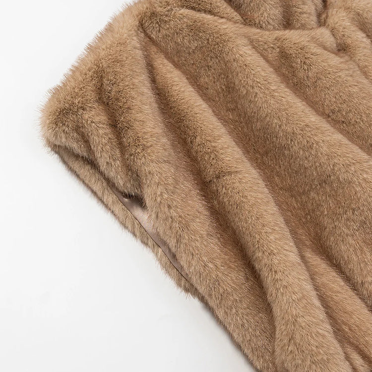 Winter Thick Sleeveless Faux Fur Jacket Women Vintage Stand Collar Waist Cinched Warm Coat Female Daily Commuting Street Outfits