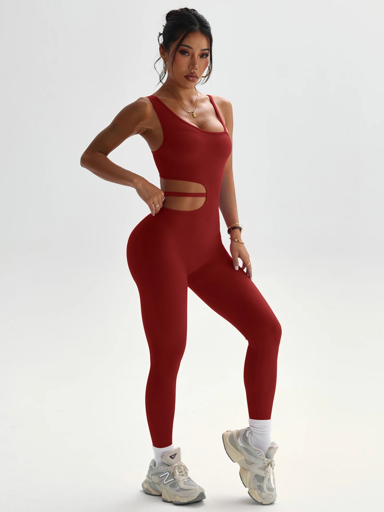 Beautiful back design, sexy one-piece yoga leggings, suitable for women's breathable quick-dry sports bodysuits