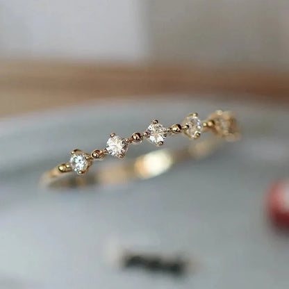 Huitan Wedding Band Eternity Rings Women Brilliant Round Zirconia Luxury Engagement Rings Thin Elegant Female Jewelry Drop Ship