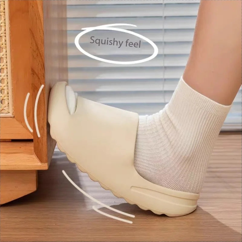 Brand High Quality Super Soft EVA Sole Summer Slippers for Men Bathroom Slippers Home Slides Couple Beach Sandals Male Slipper