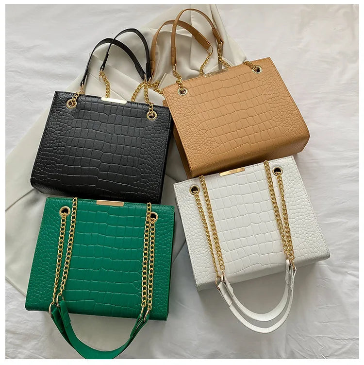 2026 Fashion Luxury Female Crossbody Bags for Women Designer Shoulder Bag Chain Solid Color Messenger Bag Handbags