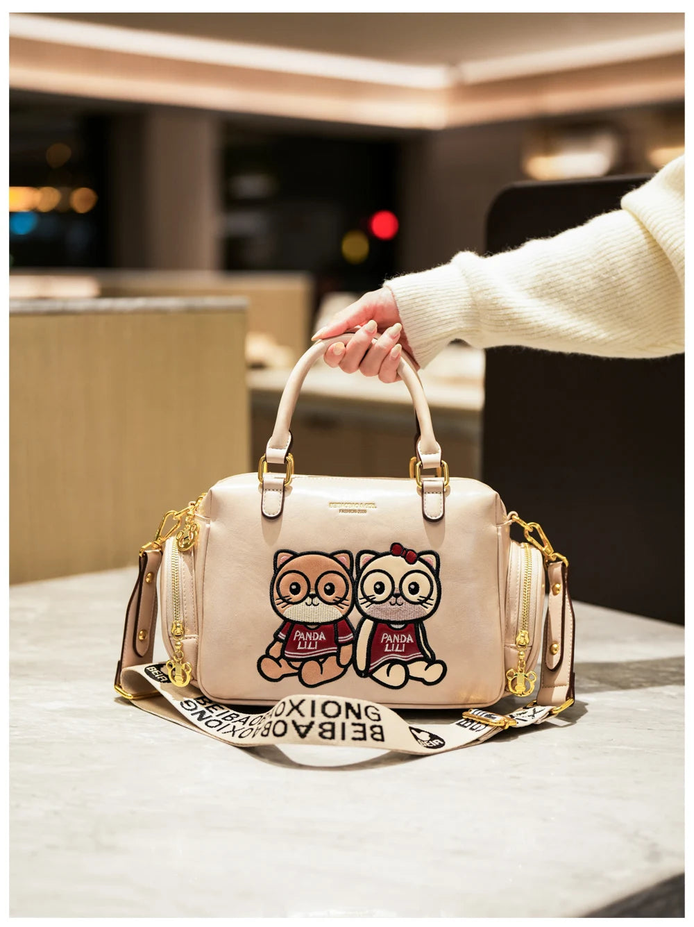 Fashion Luxury Brand Ladies Shoulder Bag Cartoon Bear Women's Crossbody Bag High Quality Tote Bag Waterproof Women's Hanbags