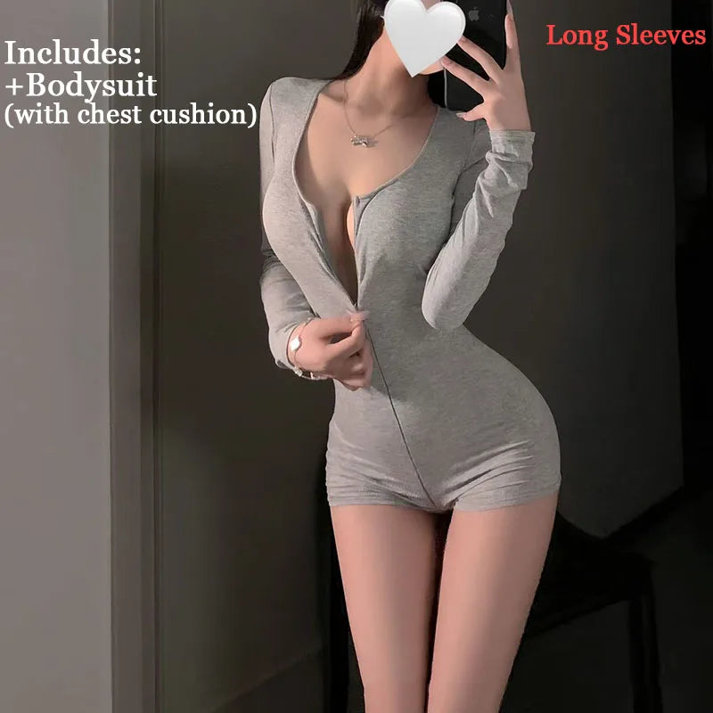 Sexy Short Yoga Open Crotch Bodysuit Long Sleeve Slim Fit Solid Color V-Neck Female Fitness Shorts Low-Cut Zipper Sportwears