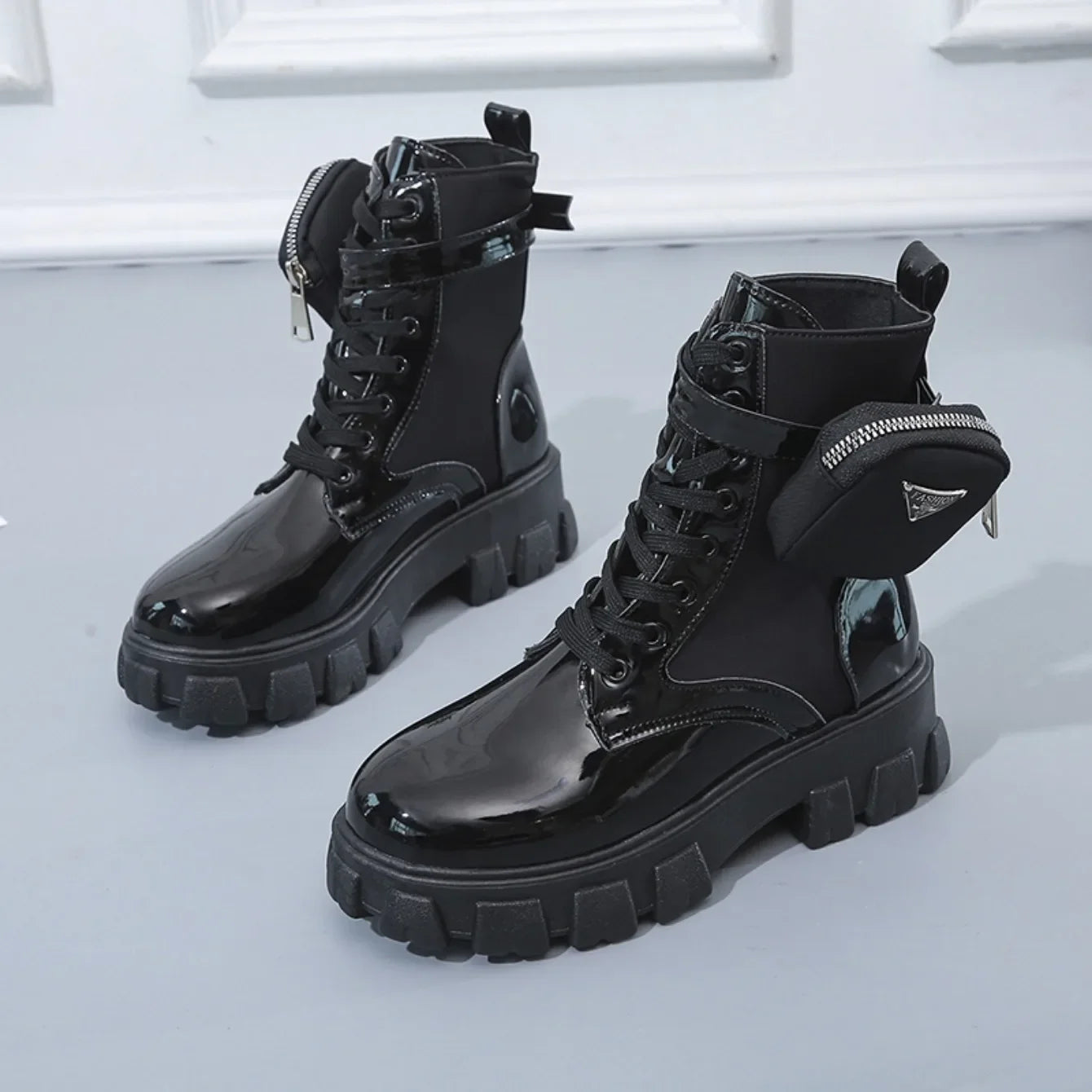 Platform New Women Boots Motorcycle Shoes Woman Leather Minimalist Classic Punk Female Goth Shoes Casual Boots Women Mary Jane